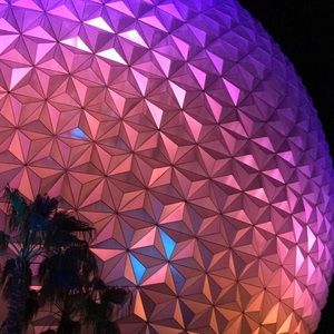 Meet your Posher, Eve